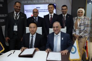 هواوي توقع مذكرتي تفاهم مع شركة إنبي لدفع عجلة الرقمنة والطاقة الرقمية الخضراء 1 IMG 20240220 WA0195