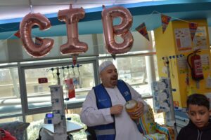 بالصور والفيديو .. مؤسسة "التجاري الدولي" تنظم زيارة تطوعية لموظفي البنك لأطفال مستشفى 57357 1 IMG 20240321 WA0048
