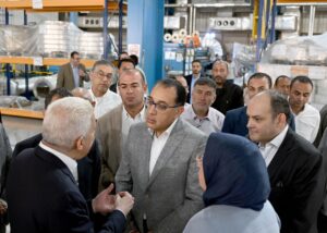 صادق السويدي : سعداء بزيارة رئيس مجلس الوزراء.. وهذه مستهدفات مصنع المحولات الكهربائية 2 IMG 20240331 WA0024