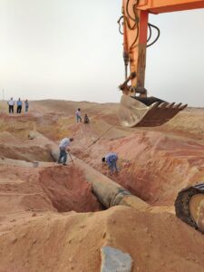 بالصور.. إعادة ضخ المياه لسكان مدينة نيو هليوبوليس بعد إصلاح كسر الخط الرئيسى 1 IMG 20240527 WA0077