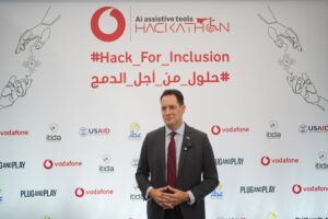 بالصور.. الوكالة الأمريكية للتنمية الدولية في مصر تختتم النسخة الثانية من هاكاثون فودافون وتتوج الثلاث فرق الفائزة 3 IMG 20240602 WA0156