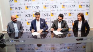 بالصور.. «دوجا للتطوير» توقع مذكرة تفاهم مع «FMPlus» لتقديم خدمات الإدارة الذكية لمشروعاتها الحالية والمستقبلية 2 IMG 20240605 WA0085
